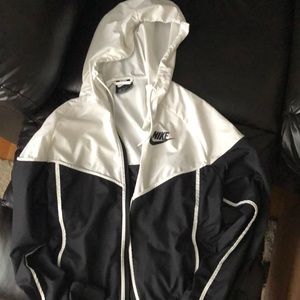 Nike Wind Breaker